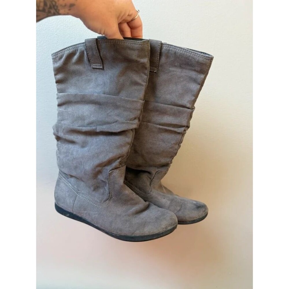 Slouchy gray boots